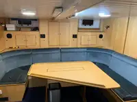 Partiovene myynnissä