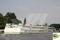Risteilyalus myynnissä