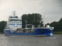 Öljy-/kemikaalitankkeri myynnissä