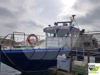 Asuntolaiva myynnissä