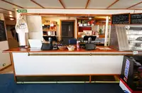 Risteilyalus myynnissä