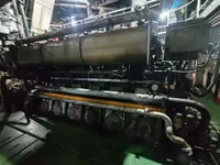 Konttilaiva myynnissä