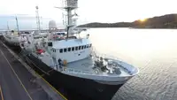 Konttilaiva myynnissä
