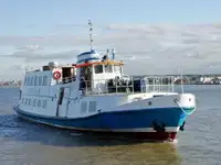 Risteilyalus myynnissä