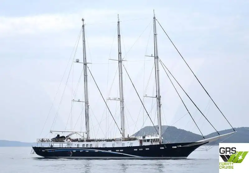 Risteilyalus myynnissä