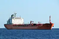 Oil/Chemical tanker Myytävänä