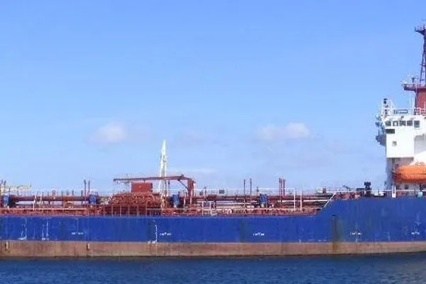 Oil/Chemical tanker for sale