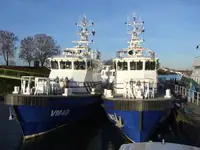 Partiovene Myytävänä