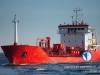 Öljy-/kemikaalitankkeri myynnissä
