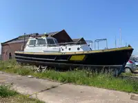 Ohjausalus myynnissä