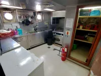 Maihinnousualus, panssaroitu myynnissä