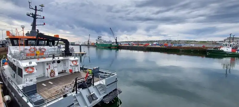 Katamaani myynnissä