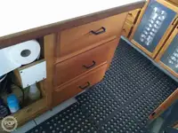 Kutteri myynnissä