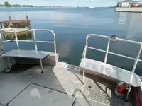 Miehistöalus myynnissä