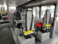Konttilaiva myynnissä