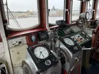 Risteilyalus myynnissä