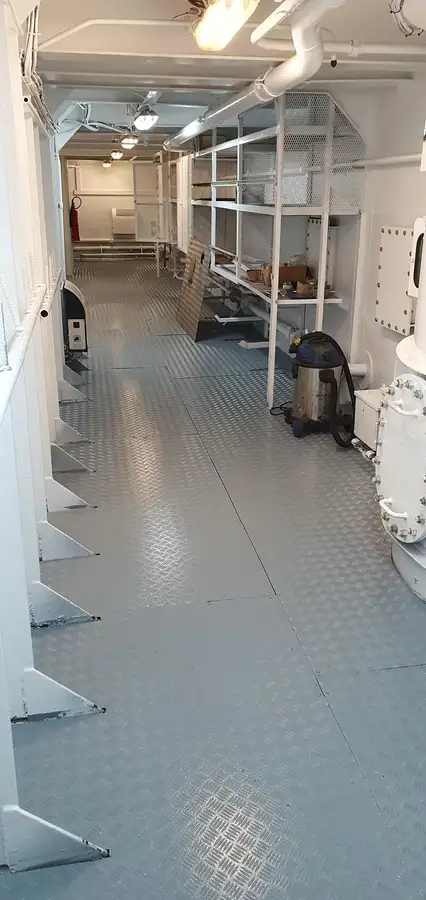 Monikäyttöinen myynnissä