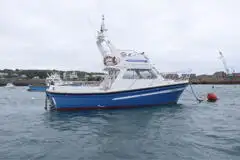 Pelastusvene myynnissä
