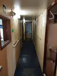 Konttilaiva myynnissä
