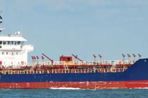 Oil/Chemical tanker for sale