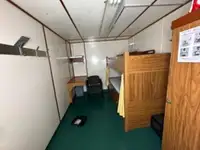 Vetolaiva myynnissä