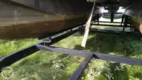 Konttilaiva myynnissä