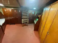 Vetolaiva myynnissä