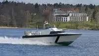 Partiovene Myytävänä