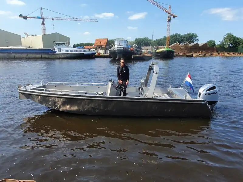 Työalukset myynnissä