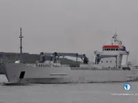 Jääkaivaaluksen tyyppinen alus myynnissä
