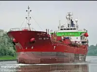 Oil/Chemical tanker Myytävänä