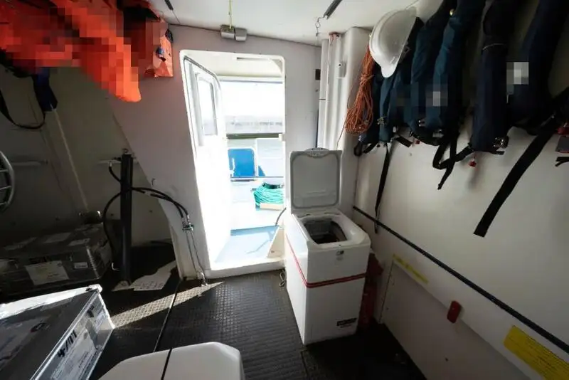 Vetolaiva myynnissä