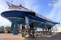 Hydrofoil-alus myynnissä