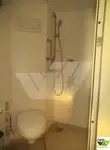 Asuntolaiva myynnissä