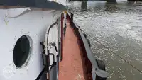 Vetolaiva myynnissä