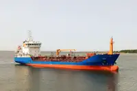 Oil/Chemical tanker Myytävänä