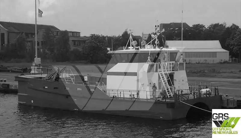 Tuulipuistoaluksen huoltoalus myynnissä