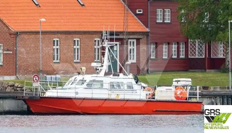 Tuulipuistoaluksen huoltoalus myynnissä