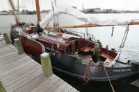 Proomu myynnissä