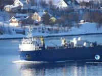 Jääkaivaaluksen tyyppinen alus myynnissä