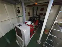 Proomu myynnissä