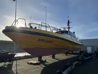 Ohjausalus myynnissä