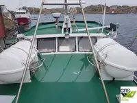 Asuntolaiva myynnissä
