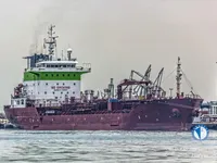 Öljy-/kemikaalitankkeri myynnissä