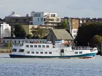 Risteilyalus myynnissä
