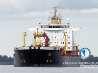Öljy-/kemikaalitankkeri myynnissä