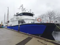 Tuulipuistoaluksen huoltoalus myynnissä