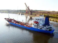 Oil/Chemical tanker Myytävänä