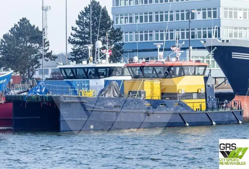 Tuulipuistoaluksen huoltoalus myynnissä