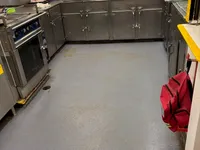 Ruoppaaja myynnissä